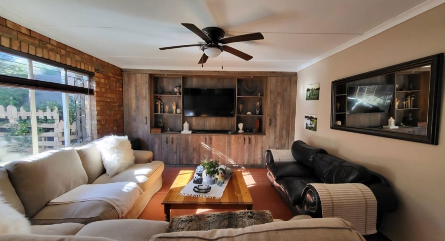 3 Bedroom Property for Sale in South Ridge Northern Cape